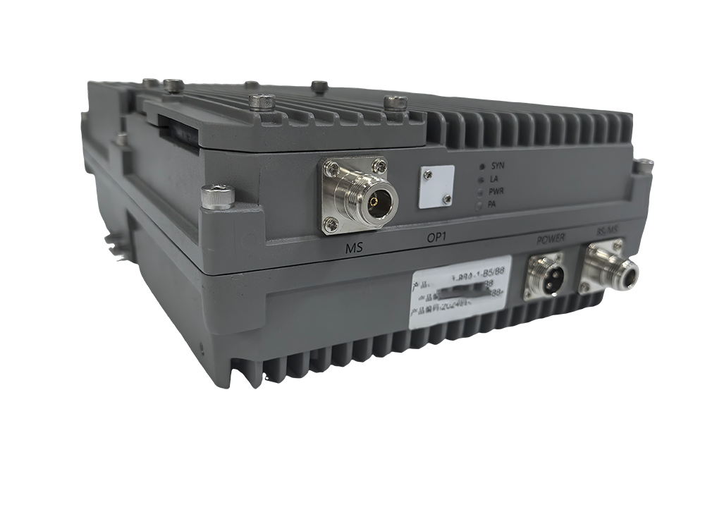  钦北三频手机信号接收器2000㎡